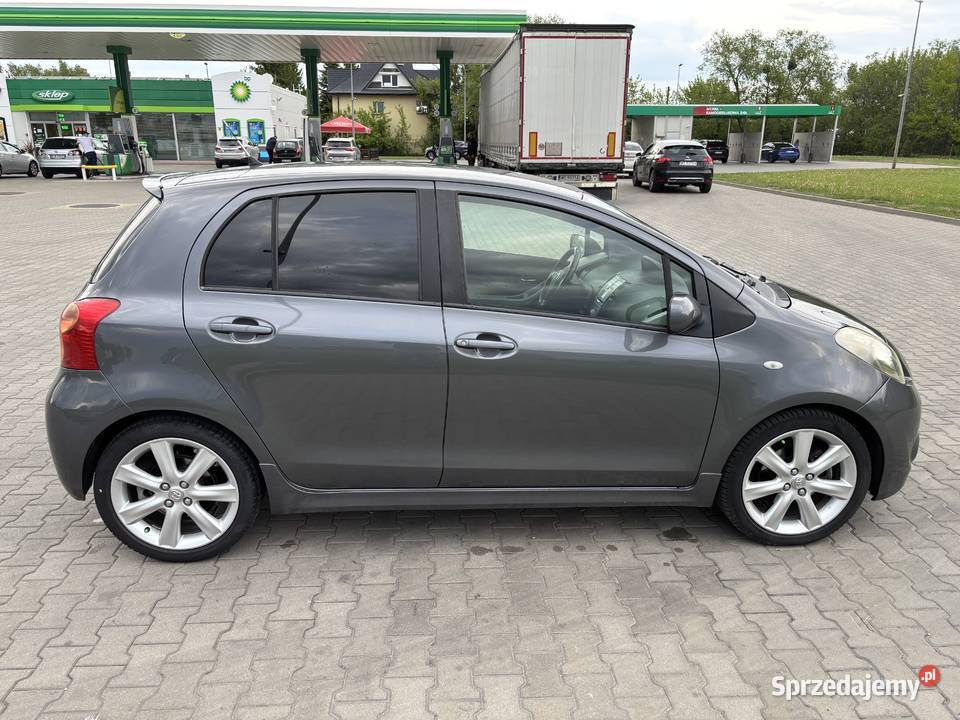 Toyota Yaris TS 18