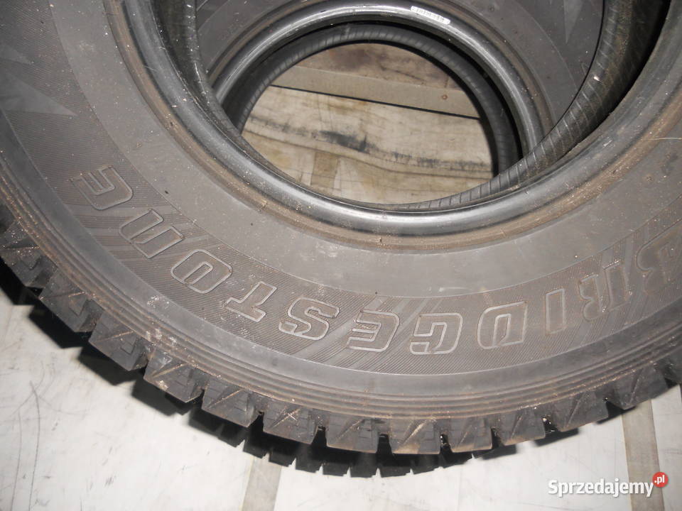 25570R15 C MS Bridgestone Blizzak Dębica