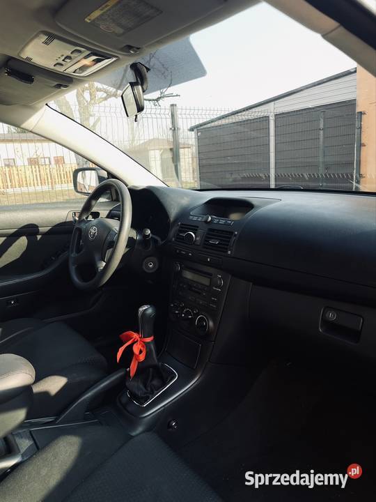 Toyota Avensis T25 D4D 20 Avensis
