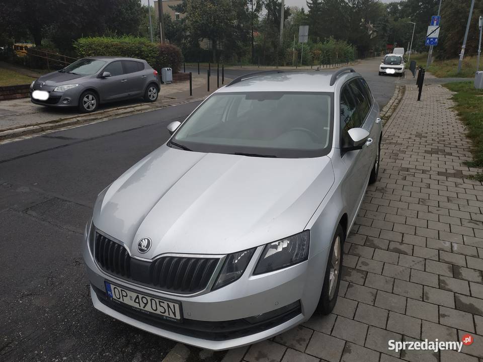 Syndyk sprzeda Skoda Octavia 16 TDI AMBITION 106000km Wrocław