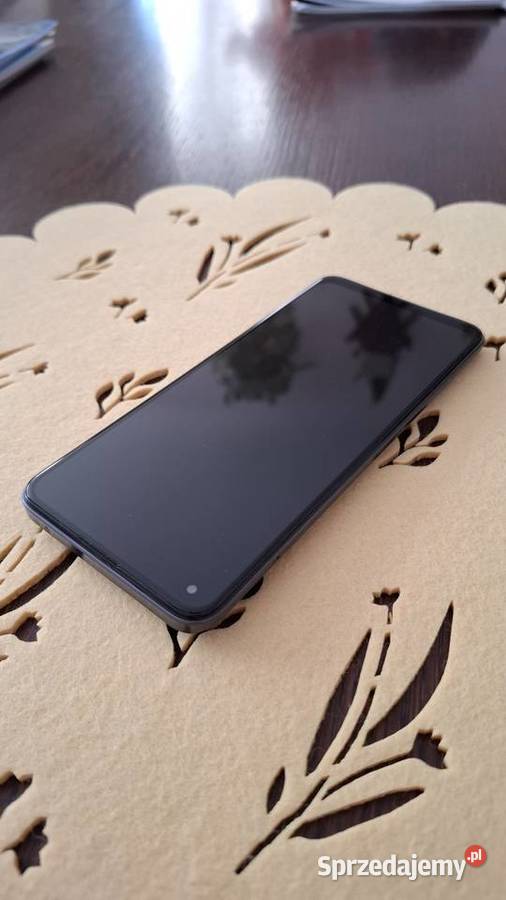 Smartfon Realme 8