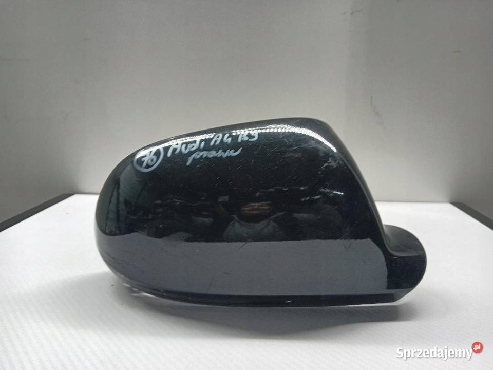OBUDOWA LUSTERKA PRAWA AUDI A4 B9 8W0857428