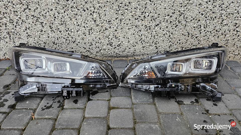 NISSAN LEAF II ZE1 LAMPY PRZÓD FULL LED LEWA