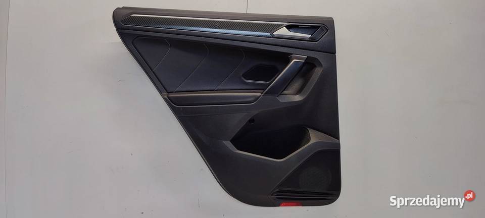 VW TIGUAN II BOCZEK DRZWI LEWY TYŁ 5NA867211 T osobowe
