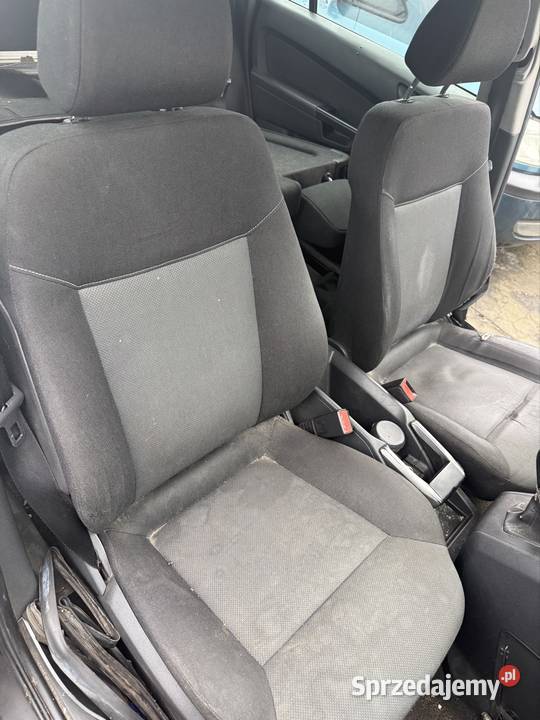 Siedzenia fotele kanapa Opel zafira B boczki Ostrów Wielkopolski