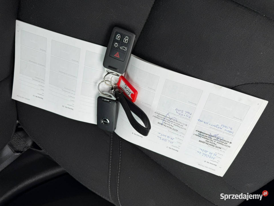 Volvo V40 T2 122 Bogata Navi 2 KLUCZE Gwarancja lakier metallic