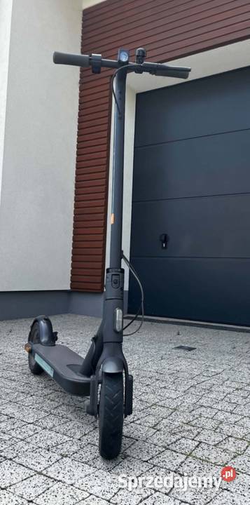 Hulajnoga elektryczna xiaomi scooter essential Skarżysko-Kamienna sprzedam