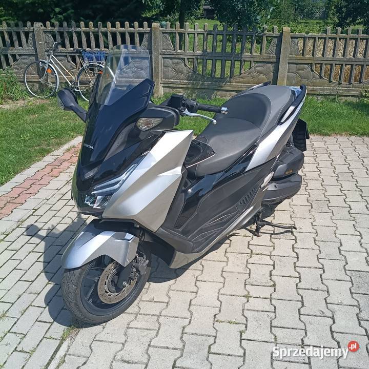Honda FORZA 125 2017 18 przebiegu Honda