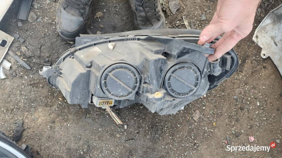 Reflektor lampa tradycyjna halogenowa lewa prawa Lampy przednie Książ Wielkopolski