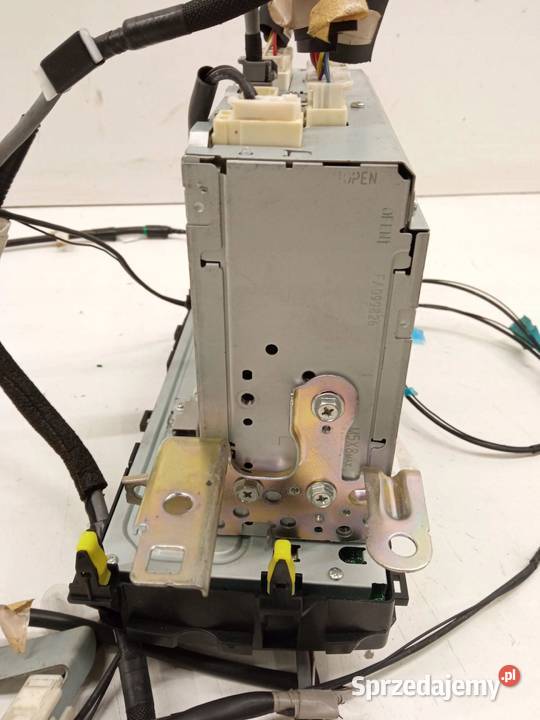 RADIO 10R030232 Toyota Auris II 2012