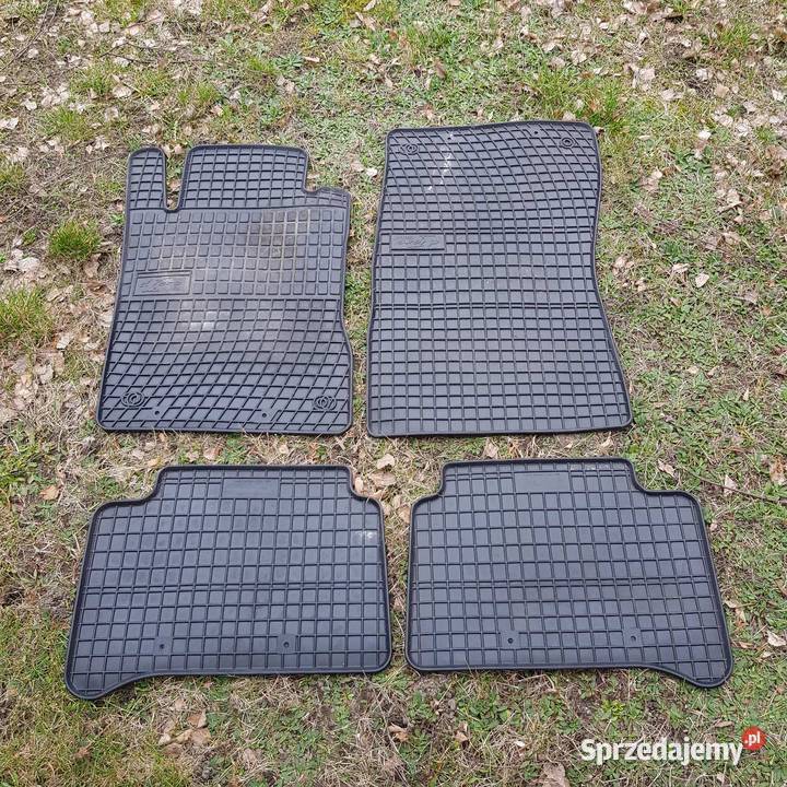 Dywaniki gumowe Mercedes E klasa W211 Dywaniki lubelskie Misie