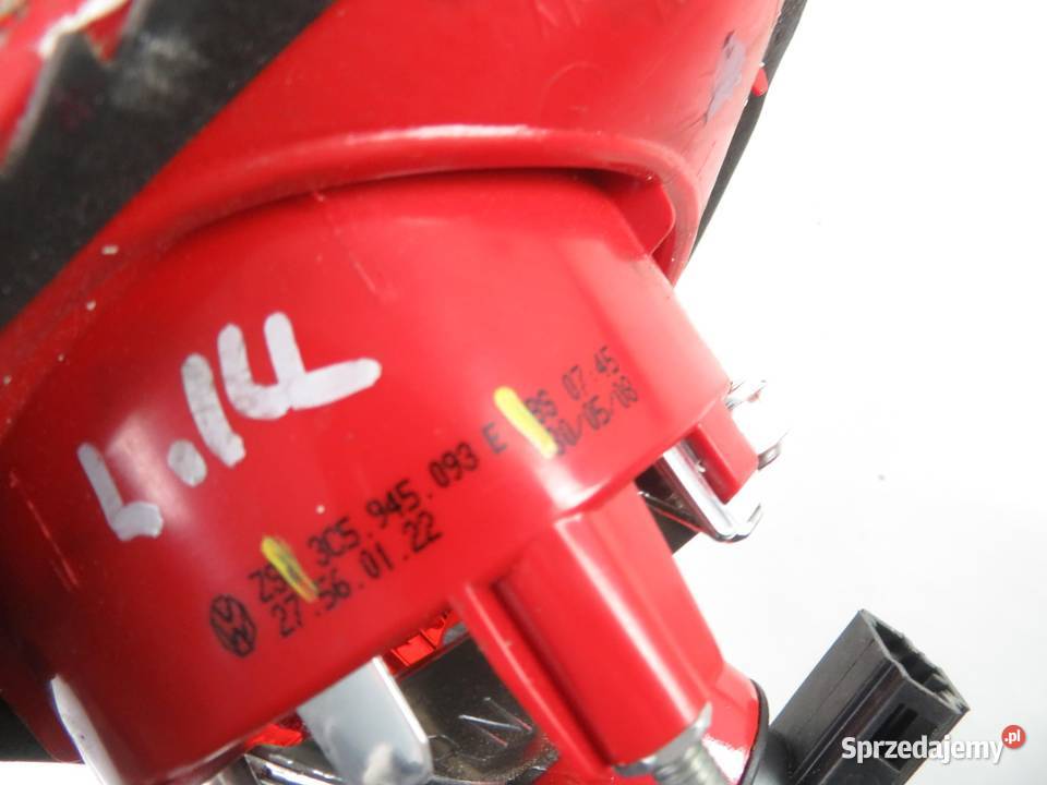 LAMPA LEWA TYLNA KLAPA VW PASSAT B6 3C5945093E osobowe