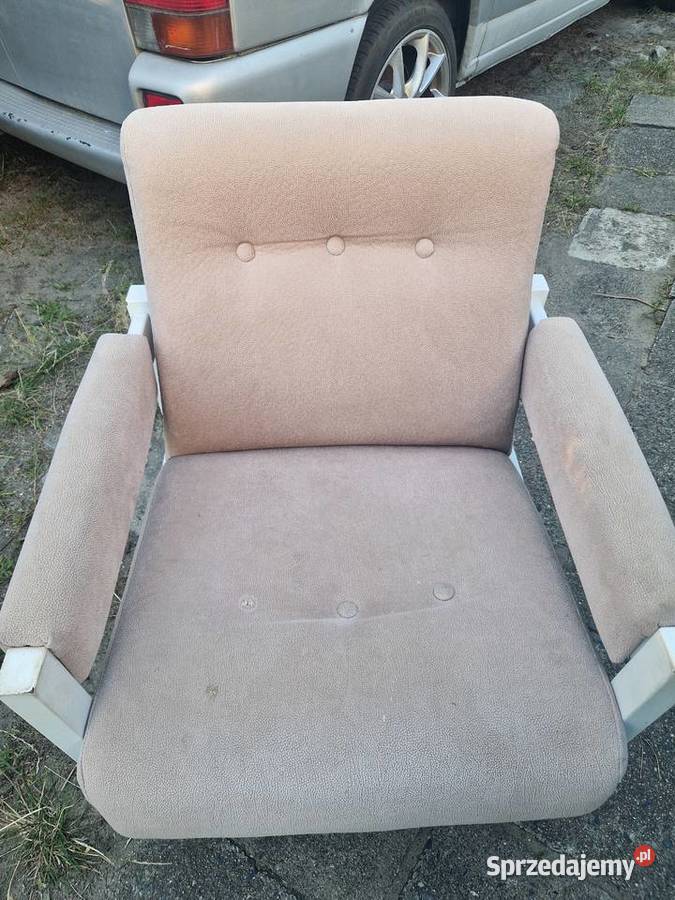 Fotel PRL odnowieniu Ciechocinek