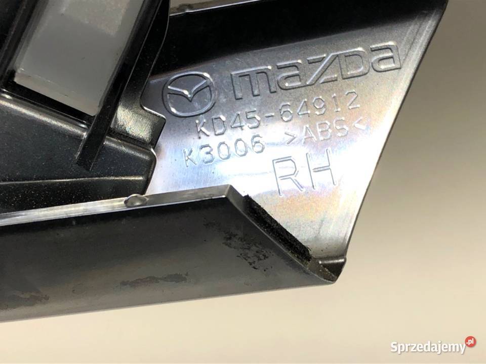 LISTWY DEKOR MAZDA CX5 KD4555256 SUV 1117 osobowe Listwy