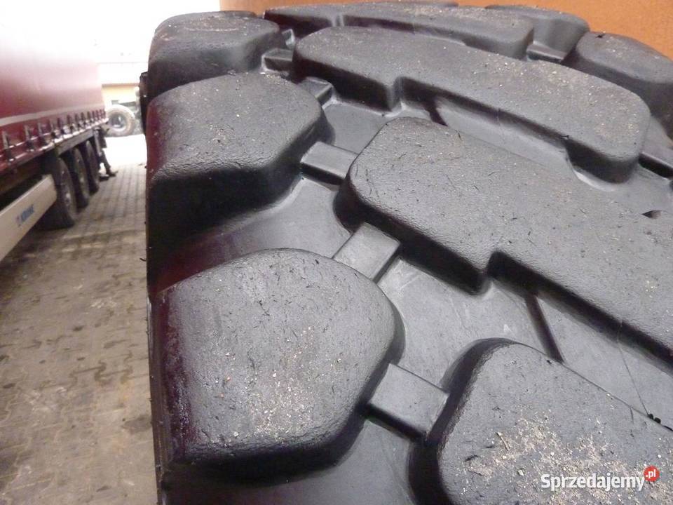 Opona używana przemysłowa 23525 235R25 TRADWAY Zaścianki