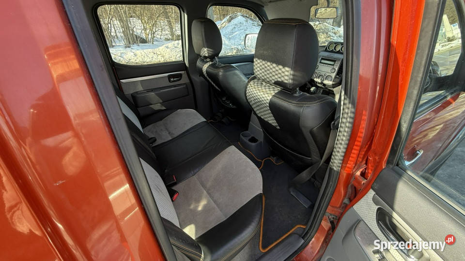Ford Ranger 25tdci 140 4x4 Wildtrak skóry zamsz podgrzewane fotele