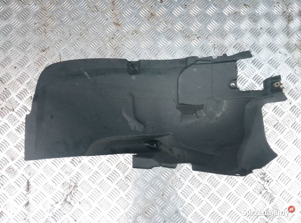 MercedesBenz A W169 2012 Lift Przód lewe Nadkole Barłogi