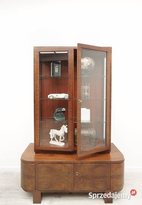 Zabytkowa witryna z lat 30tych w stylu art deco Jerka