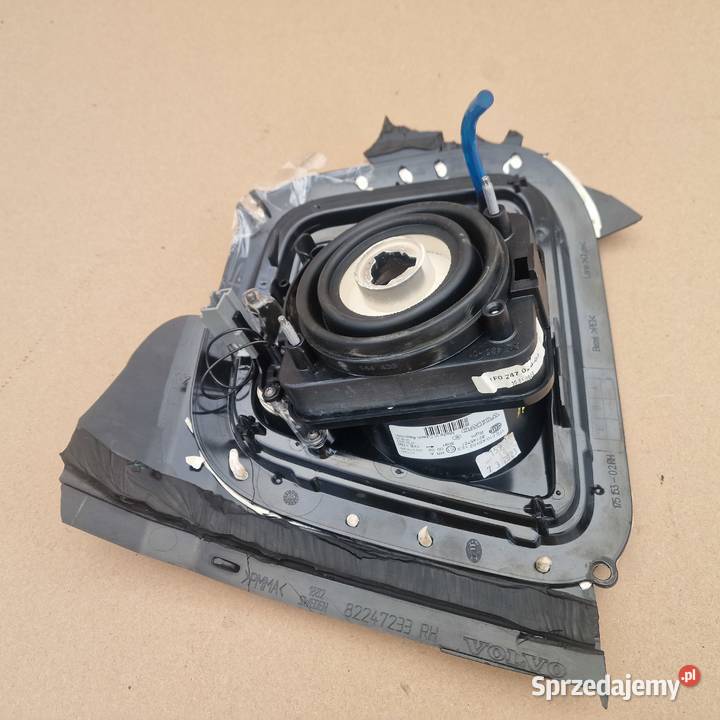 VOLVO FH4 FH5 HALOGEN DACHOWY PRAWY ORYGINAŁ Bieleń