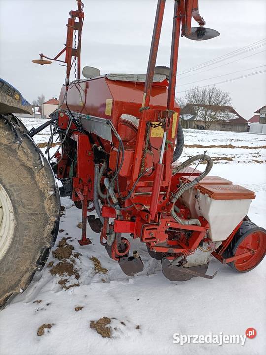 Siewnik do kukurydzy Becker aeromat 6 rzędowy z Pińczów