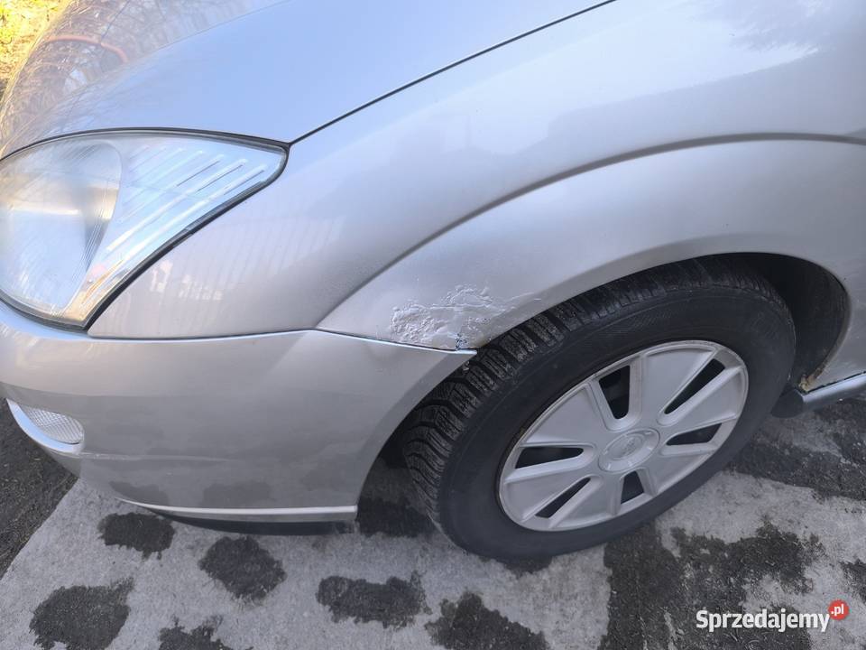 Ford Focus 16 LPG 5D Rok produkcji 2001 Motoryzacja Zgierz