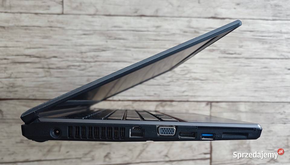 Laptop Fujitsu Lifebook E736 133 I5 24GHz 8256GB Jankowice sprzedam