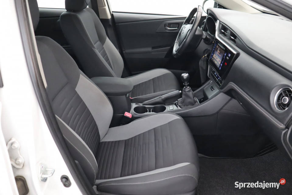 Toyota Auris 16 Valvematic śląskie Zabrze