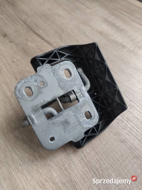 Rygiel maski uszkodzony VW Tiguan Allspace Rzeszów