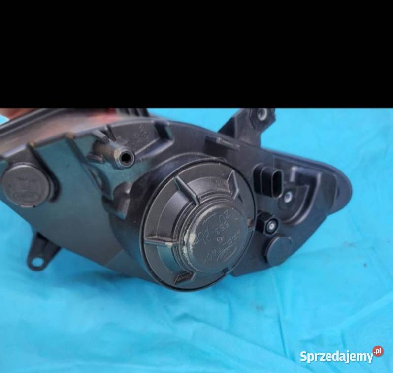 BMW S 1000 RR S1000RR K46 LAMPA PRAWA REFLEKTOR Nowy Tomyśl