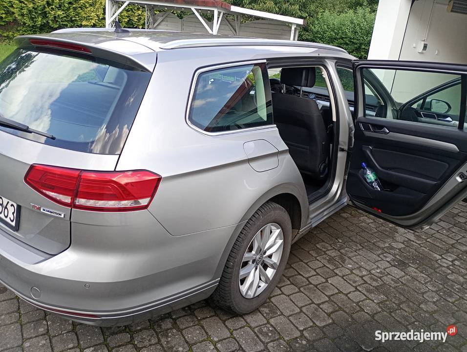 Sprzedam Vw Passat B8 16 TDI BMT 2017 manualna Robuń