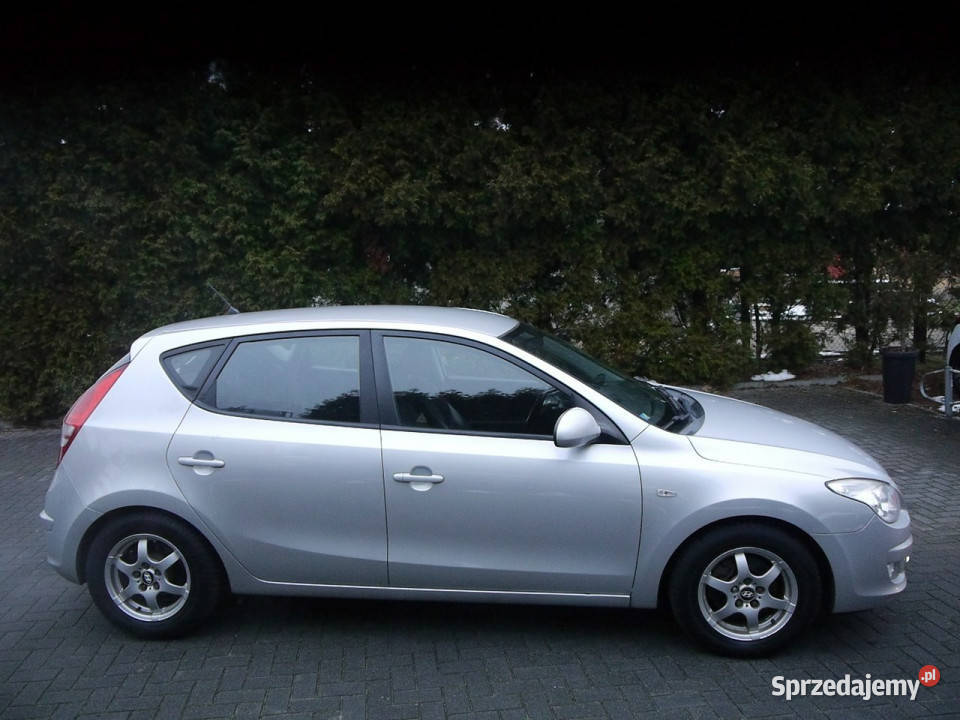 Hyundai i30 16d bez rdzy i korozji Stan b komputer pokładowy Częstochowa
