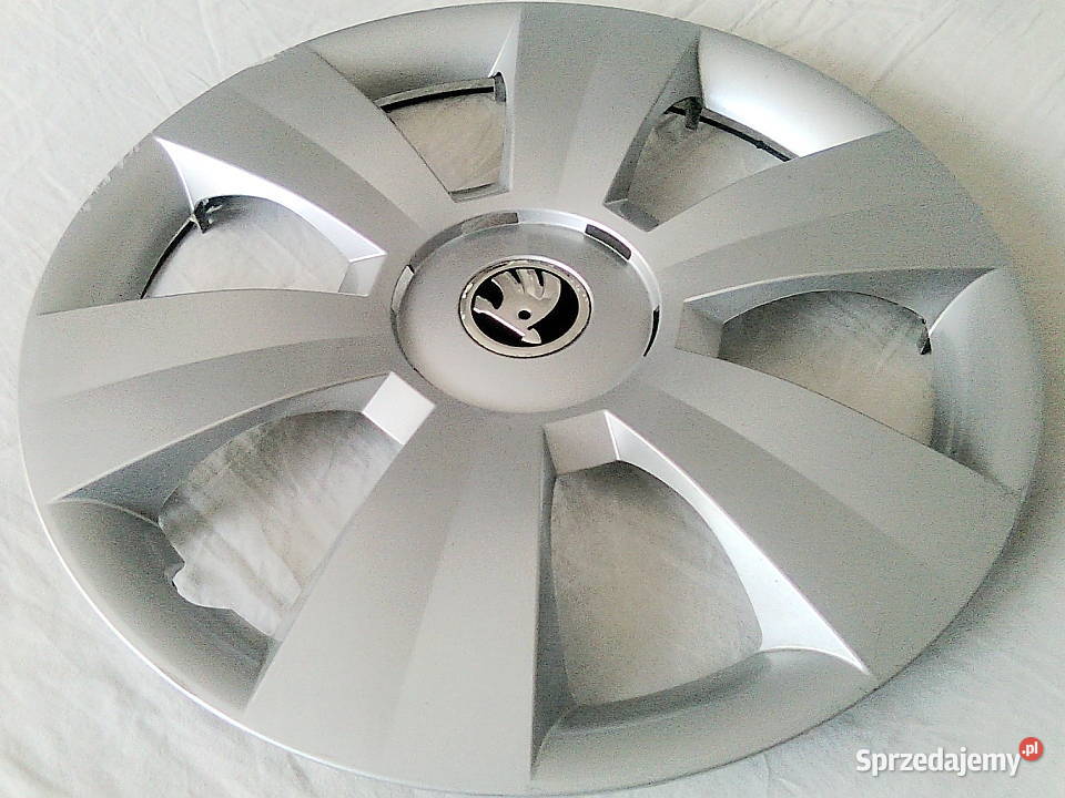 SKODA 15 kołpak oryg Piekary Śląskie