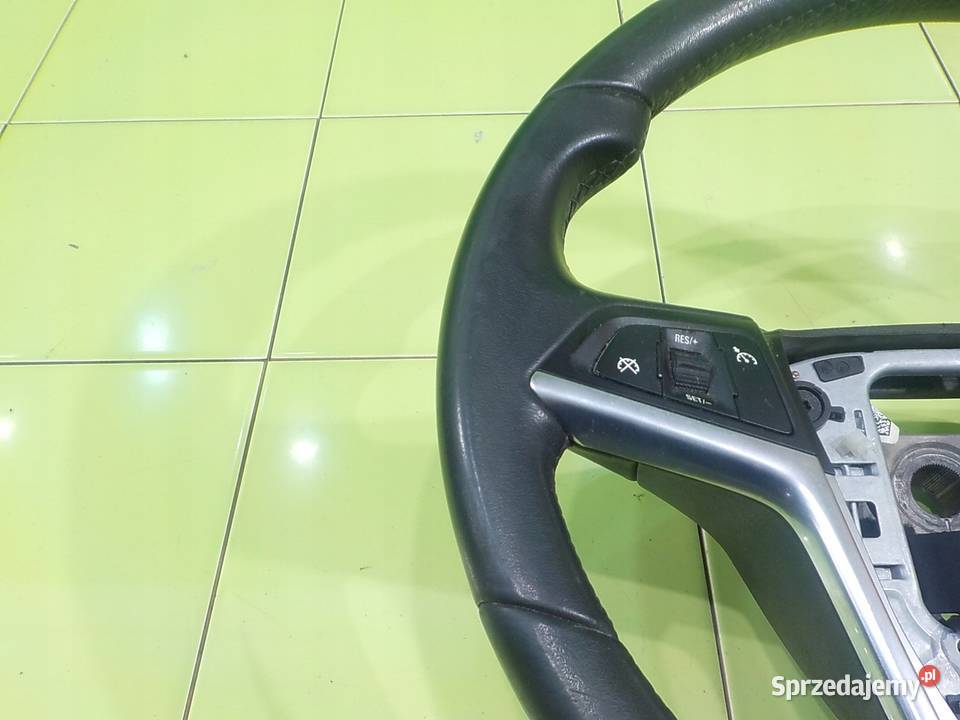 OPEL AMPERA 14 AUT 12r HB 5D kierownica 22768179 Suków