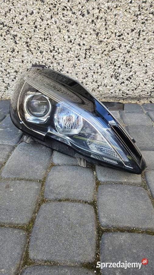 PEUGEOT 308 T9 LIFT 1721 LAMPY PRZÓD SOCZEWKA małopolskie
