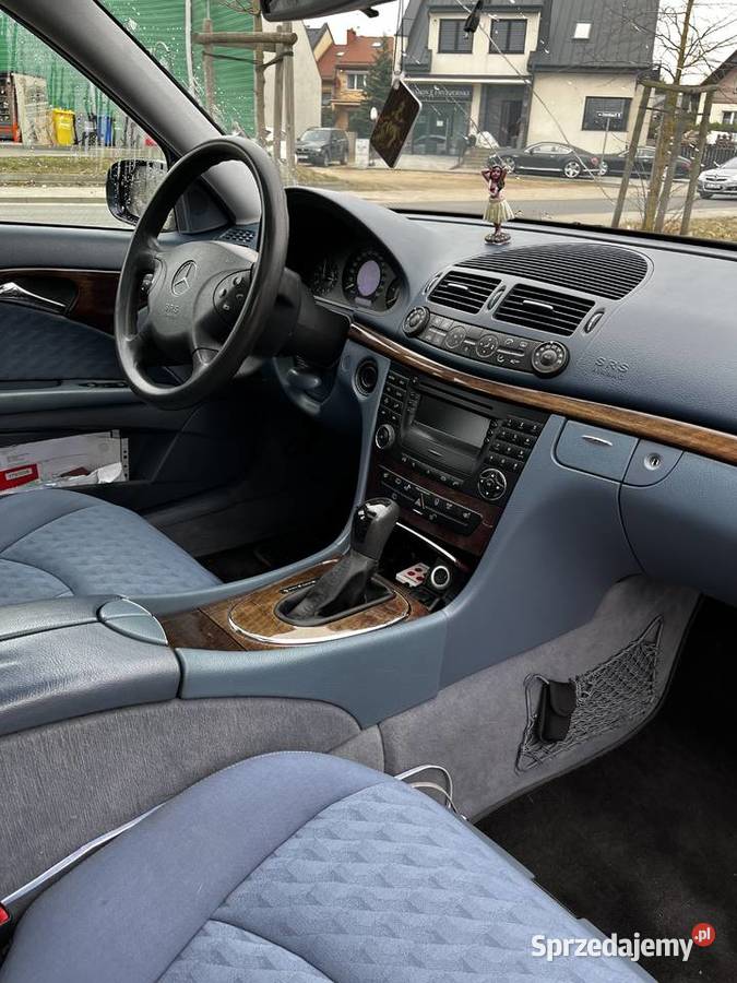 Mercedes benz w211 kombi 220cdi automat