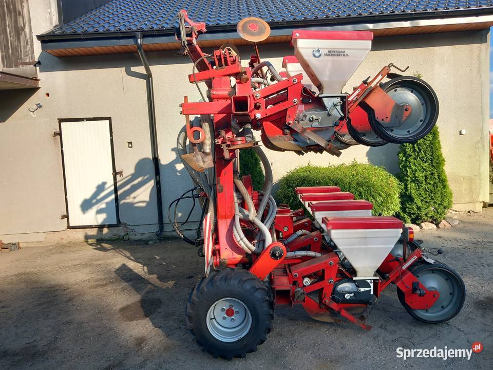 Siewnik do kukurydzy kujawsko-pomorskie Lisewo Kościelne