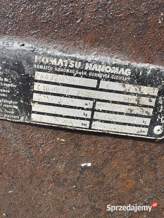 Komatsu WA320 2013r NIEUSZKODZONY Koparko ładowarki Kościelec sprzedam