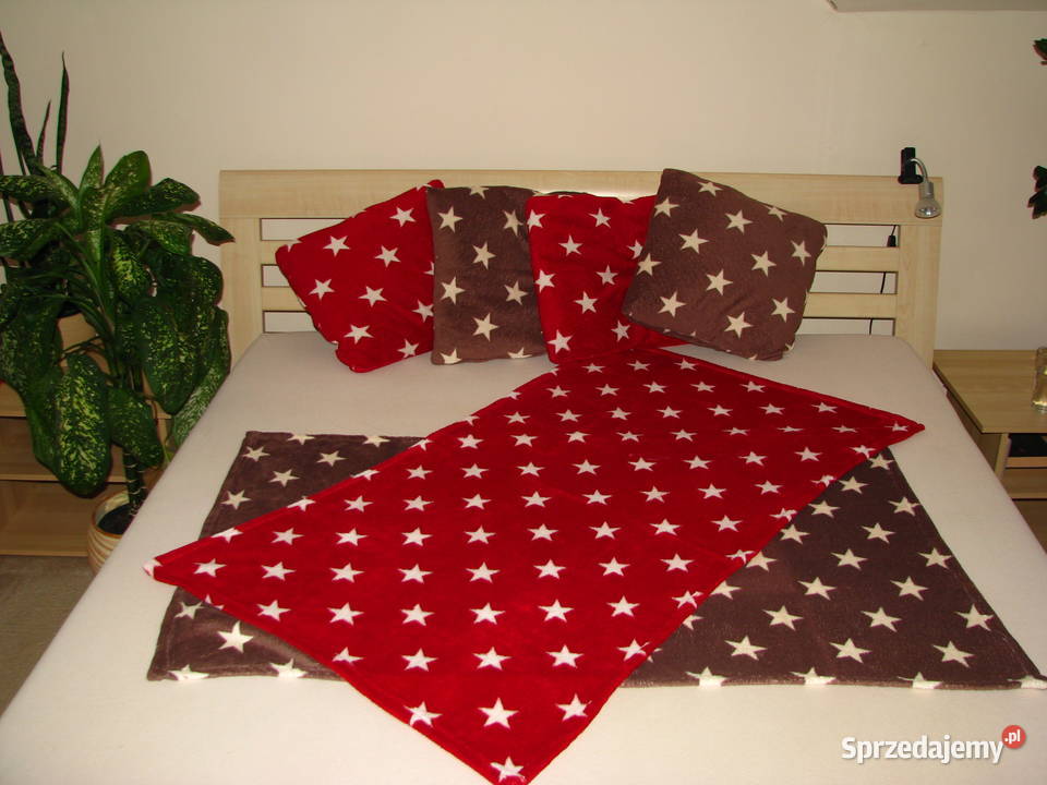 Dekoracyjne pluszowe poszewki 45x45 w gwiazdki 6 Brzegi