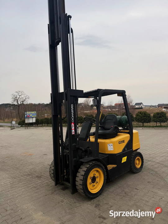 wózek widłowy DAEWOO G25E3 LPG Triplex 470m 2500 Działoszyn