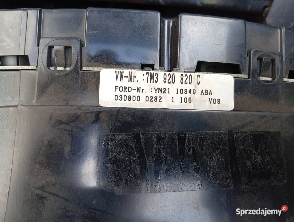 Volkswagen Sharan 19 TDI licznik zegary pół fis