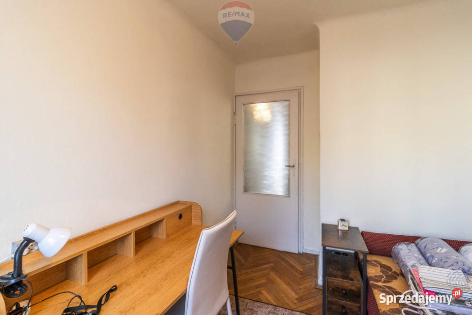 3 pokoje z balkonem 1 piętro Bałuty centrum łódzkie