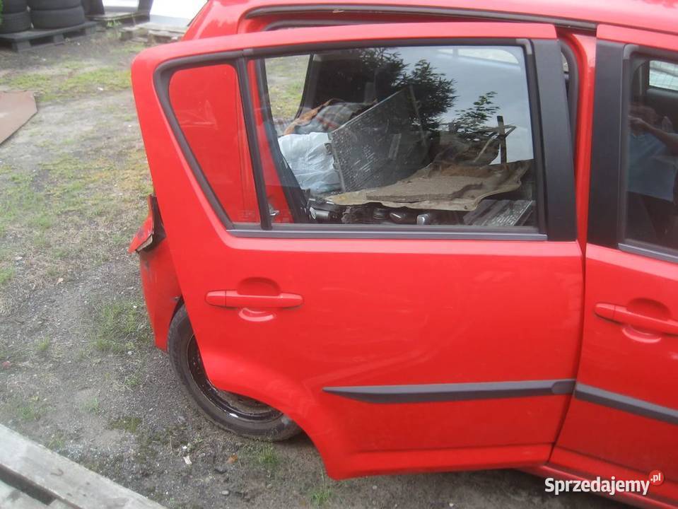 daihatsu sirion 0510r drzwi tył prawe kod R40 osobowe Rakoniewice