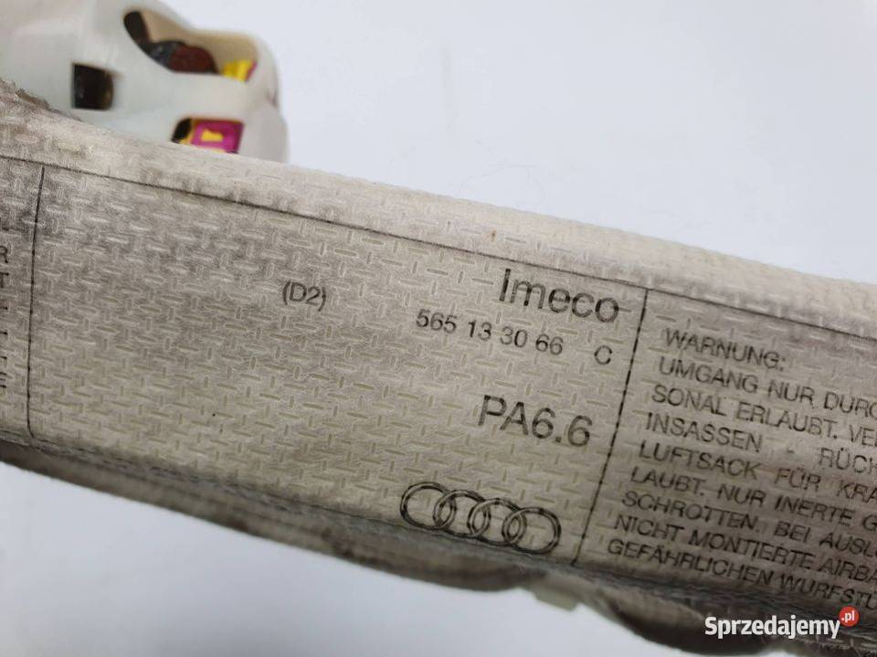 KURTYNA PRAWA AUDI A8 D2 4D0880472A Lipno