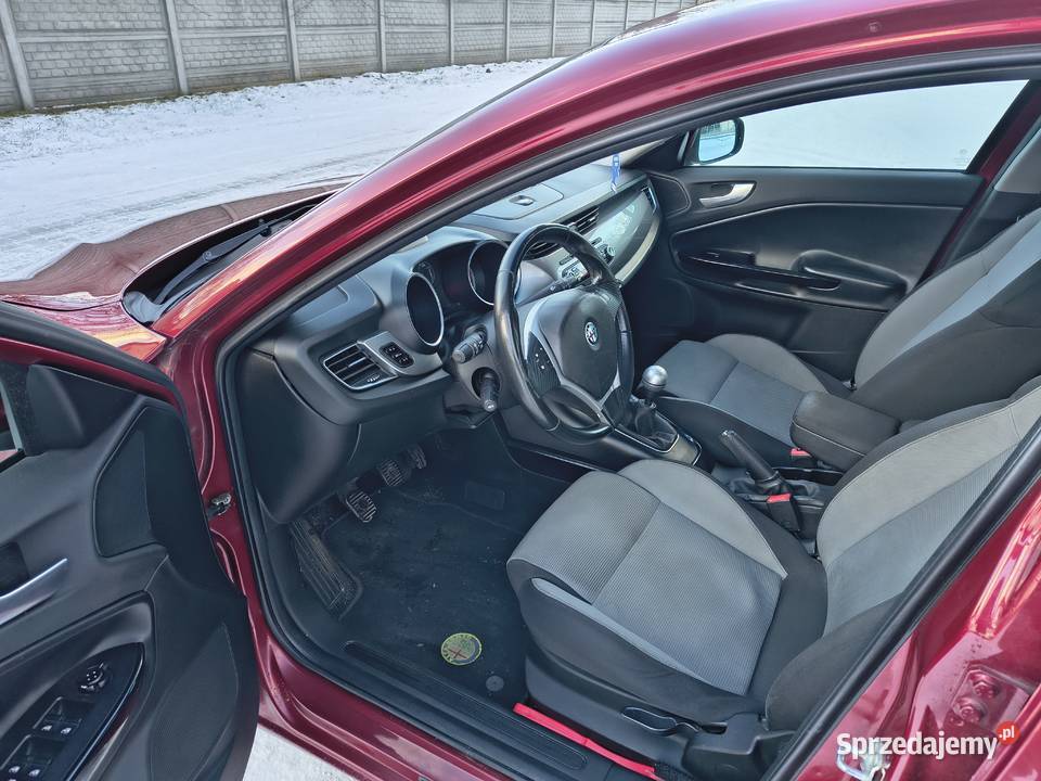 Alfa Romeo Giulietta 16 JTDm DNA prywatnie isofix Giulietta Szczerców