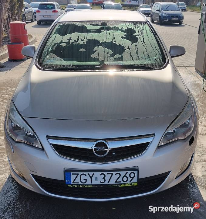 Sprzedam samochód marki Opel Astra j 14 turbo zachodniopomorskie Trzebiatów