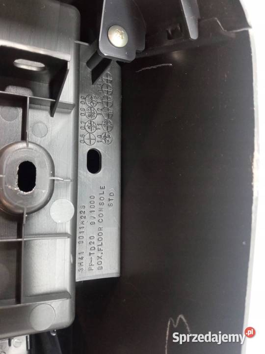 TUNEL ŚRODKOWY PODŁOKIETNIK 8011A219ZZ