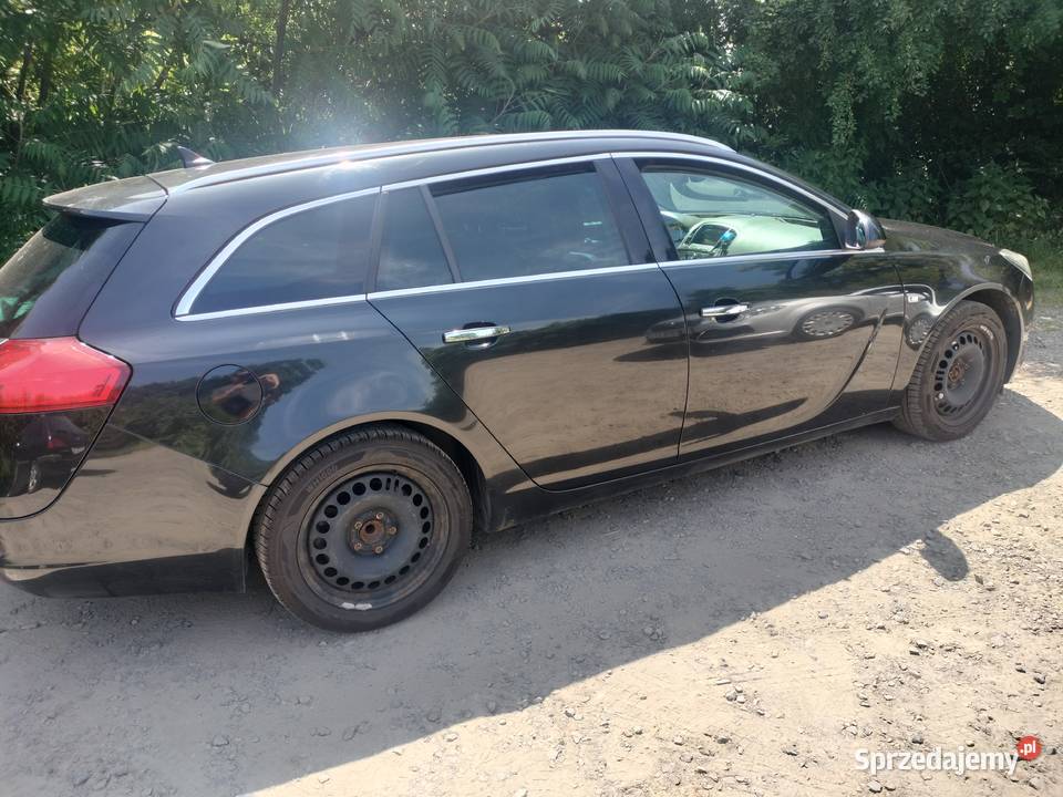 Sprzedam Opel Insignia rocznik 2010r pojemność sprzedam