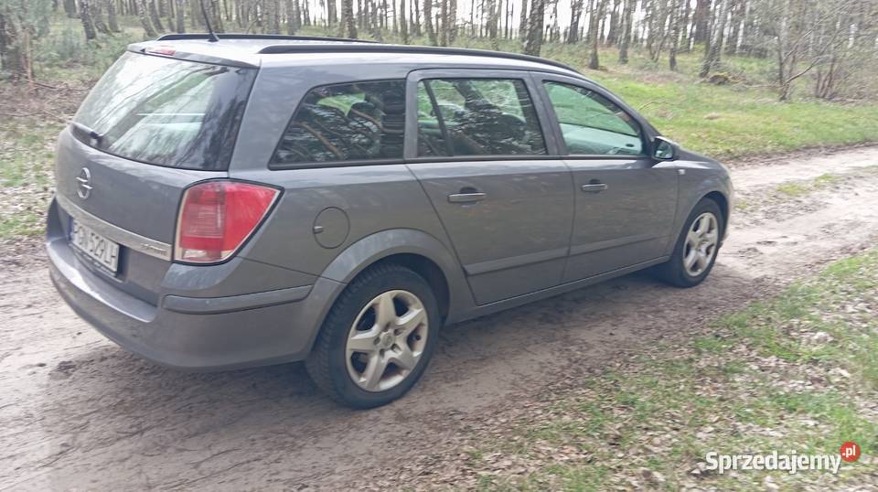 Sprzedam samochód w stanie z roku 2004 Astra Środa Wielkopolska