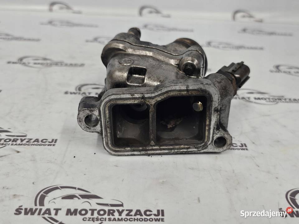 VOLVO XC70 24 D5 D5244T D5244T4 obudowa Termostaty świętokrzyskie