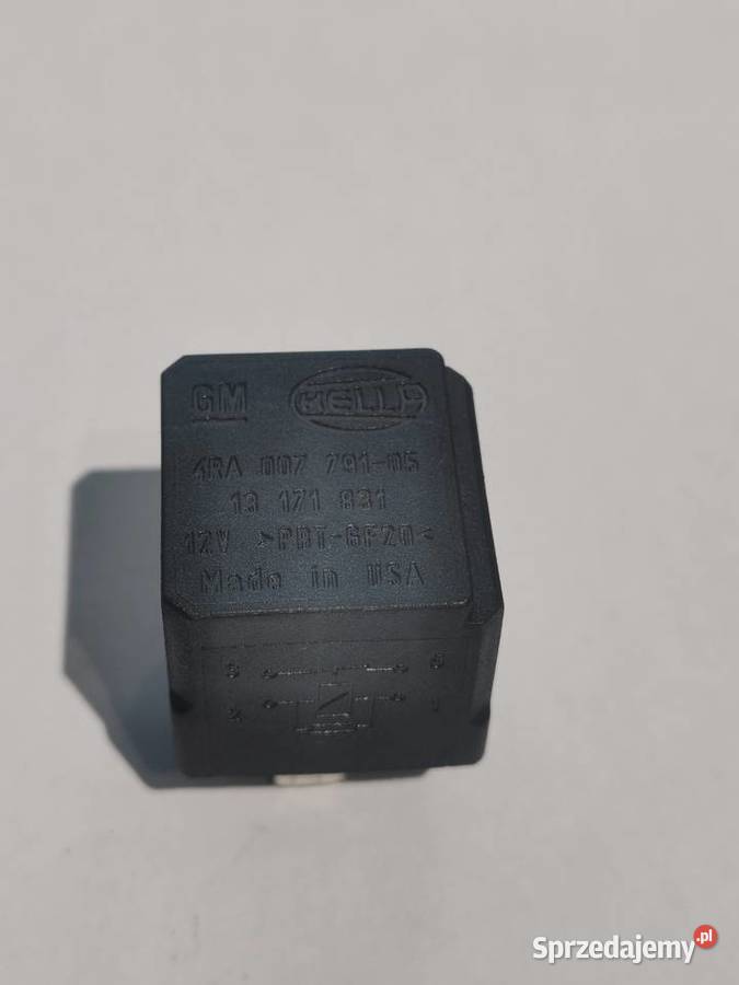 Przekaźniki Opel Astra H 13 CDTI 90 z 2006 roku śląskie sprzedam